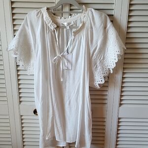 Chelsea & Theodore White Eyelet Blouse